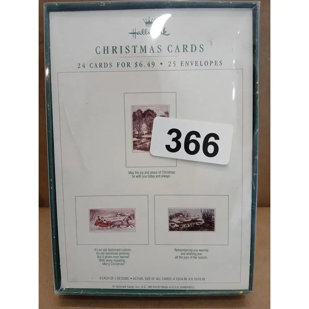 Vintage Hallmark Christmas Cards Box Set 24 Cards Made in USA Gift holidays #366